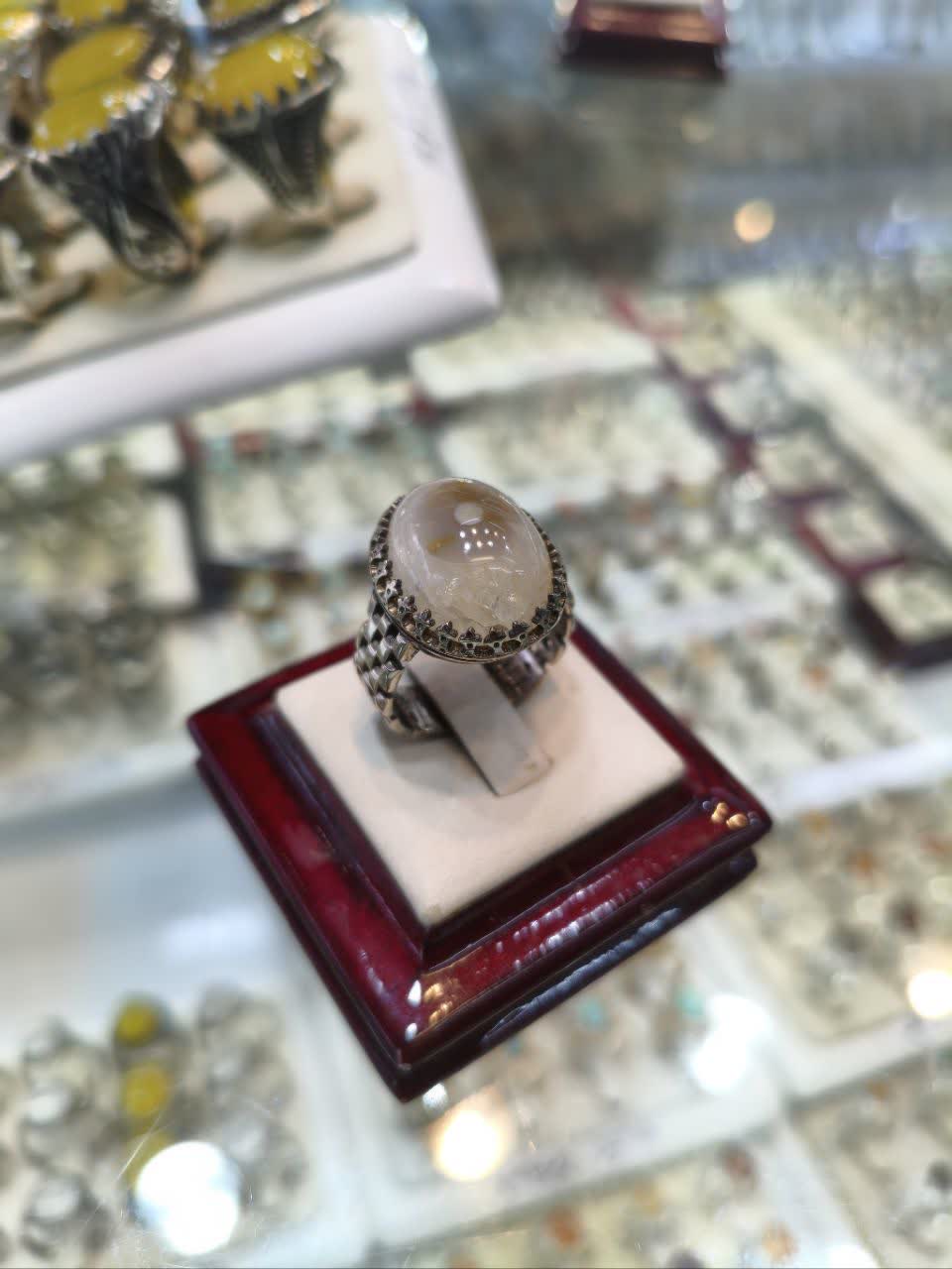 انگشتر طرح نقره روس  نگین عقیق شجر روشن | رکاب دست‌ساز و نگین طبیعی