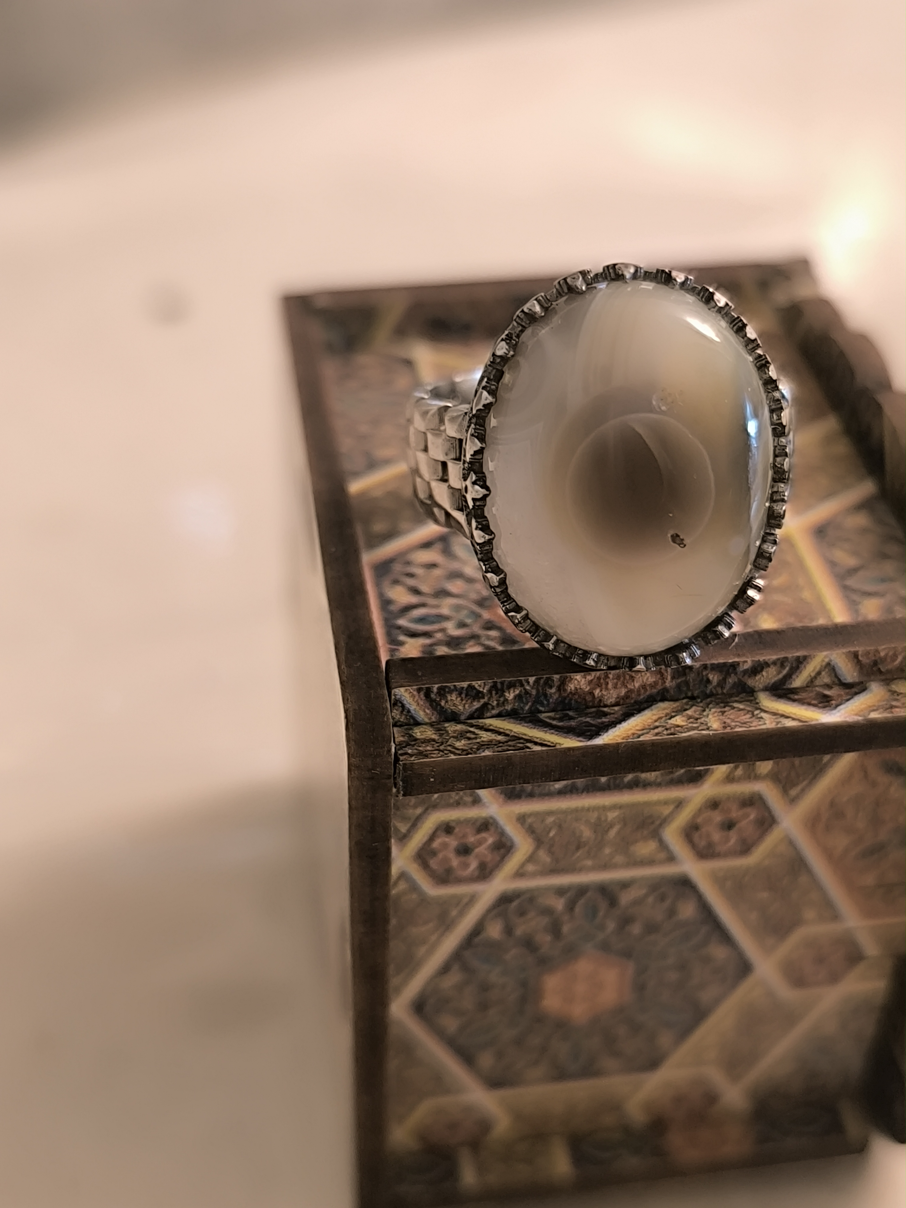 انگشتر مردانه طرح نقره روس با نگین شجر اصل